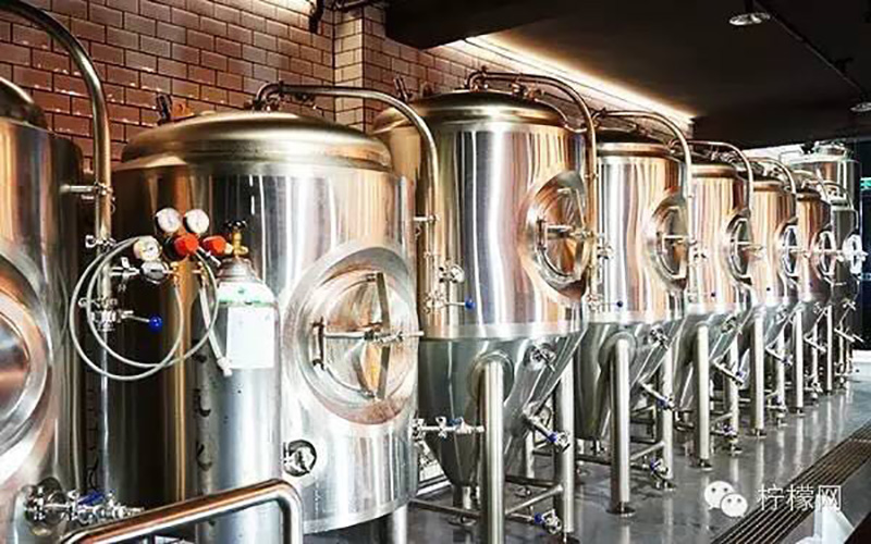 2015年 深圳TAPS 500L精酿啤酒酒吧交钥匙工程完成安装 (3)